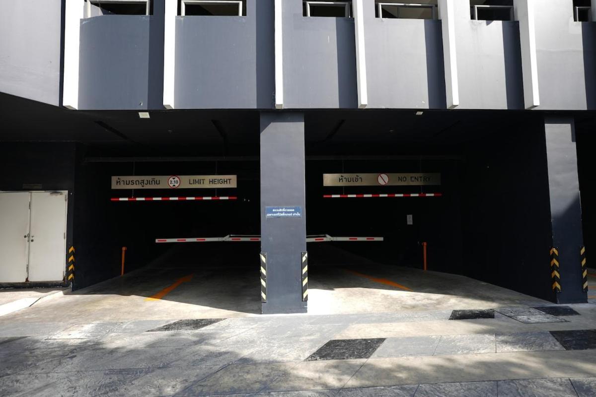 Life Ladprao 1 Bedroom *